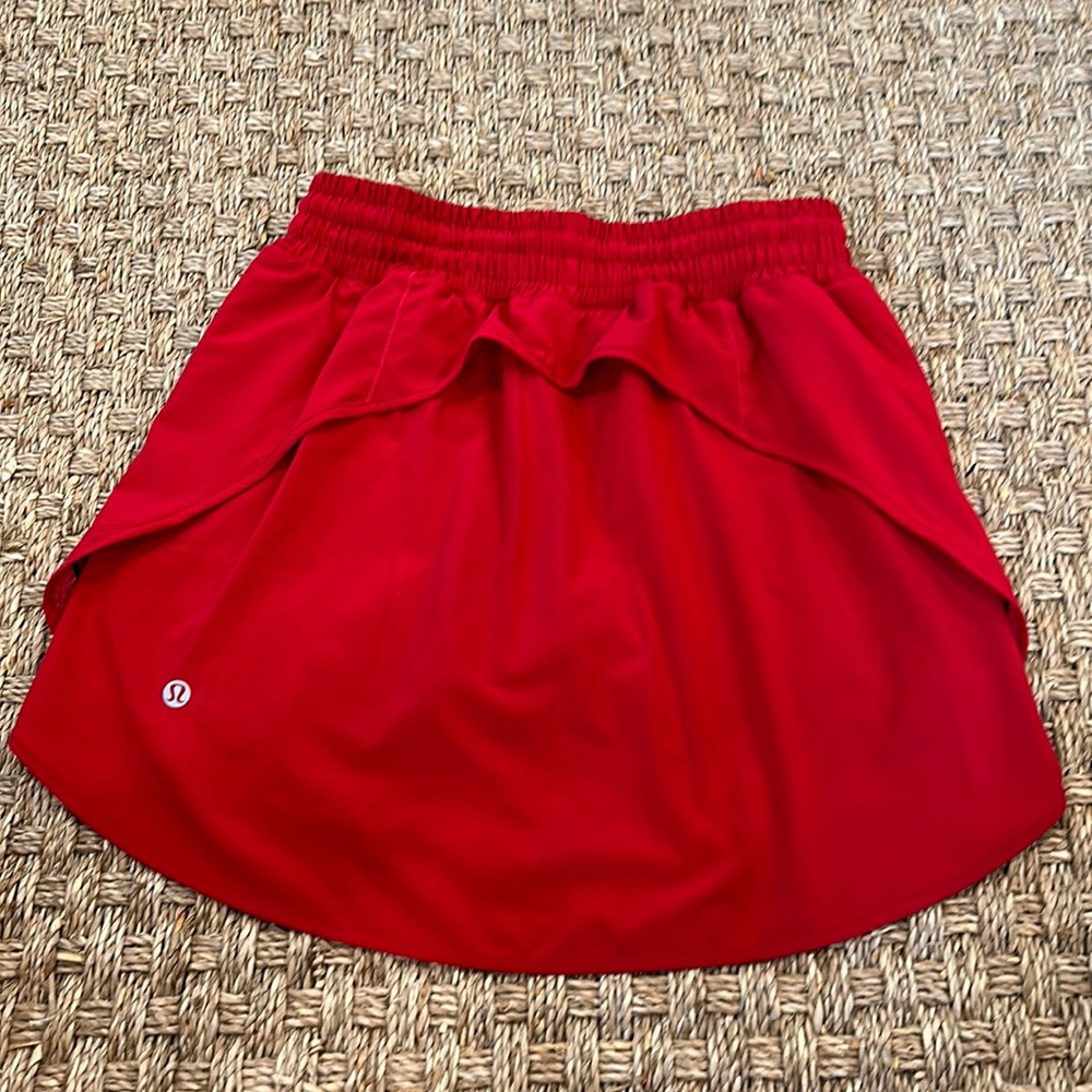 Lululemon red skirt/short